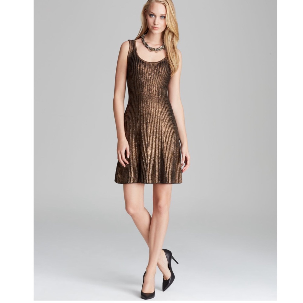 ❗️SOLD Trina Turk Metallic Wool Knit Dres NWT $348 - Picture 1 of 8